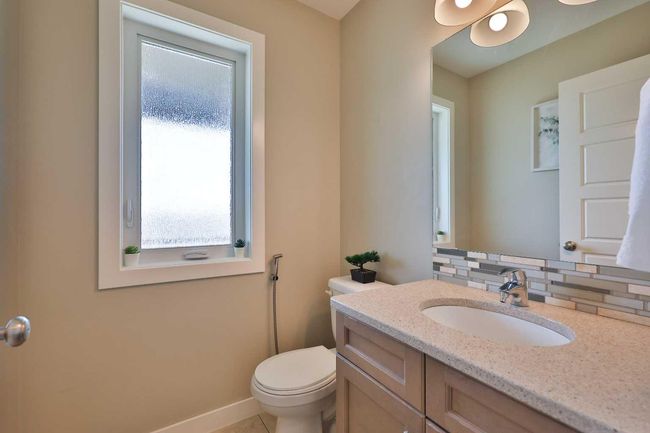 541 Aquitania Blvd W, House other with 6 bedrooms, 4 bathrooms and 4 parking in Lethbridge AB | Image 4