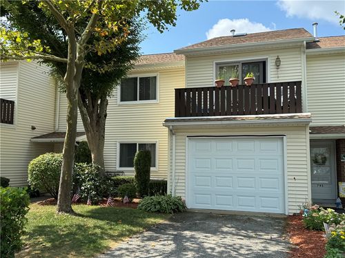 794 Williamsburg Cir, Warwick, RI, 02886-1741 | Card Image