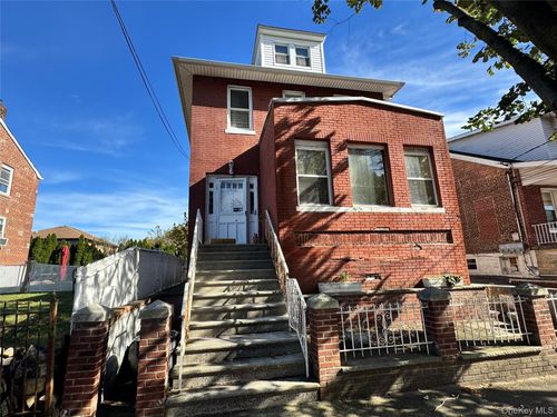 1632 Research Avenue, New York, NY, 10465 | Card Image