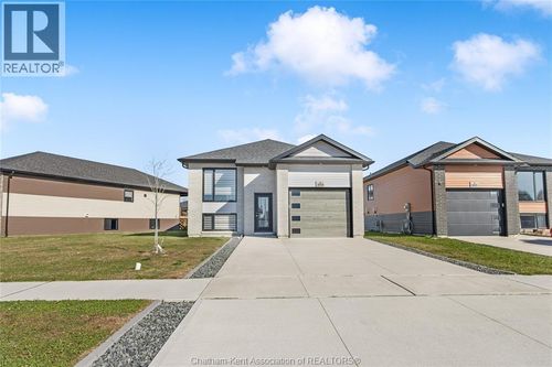 203 Moonstone Cres, Chatham, ON, N7M0S1 | Card Image