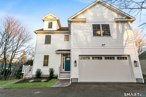 210 High Ridge Ave, Ridgefield, CT, 06877-4427 | Card Image