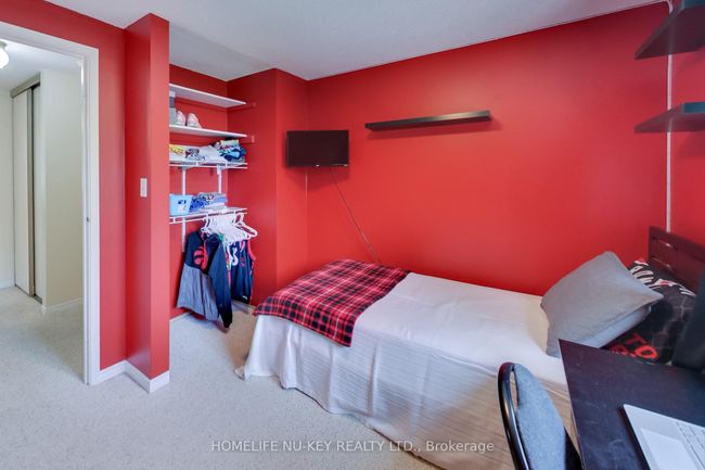 219 Cundles Rd W, House attached with 3 bedrooms, 1 bathrooms and 2 parking in Barrie ON | Image 28