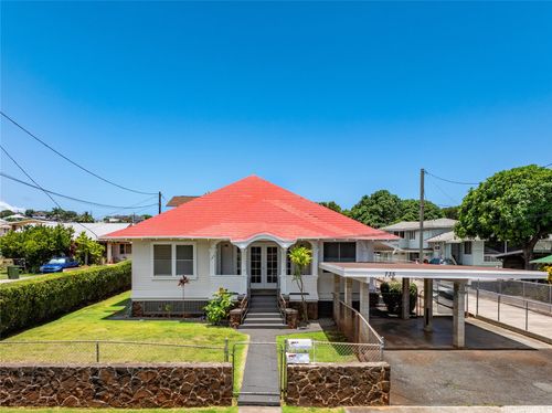 735 9th Ave, Honolulu, HI, 96816-7109 | Card Image