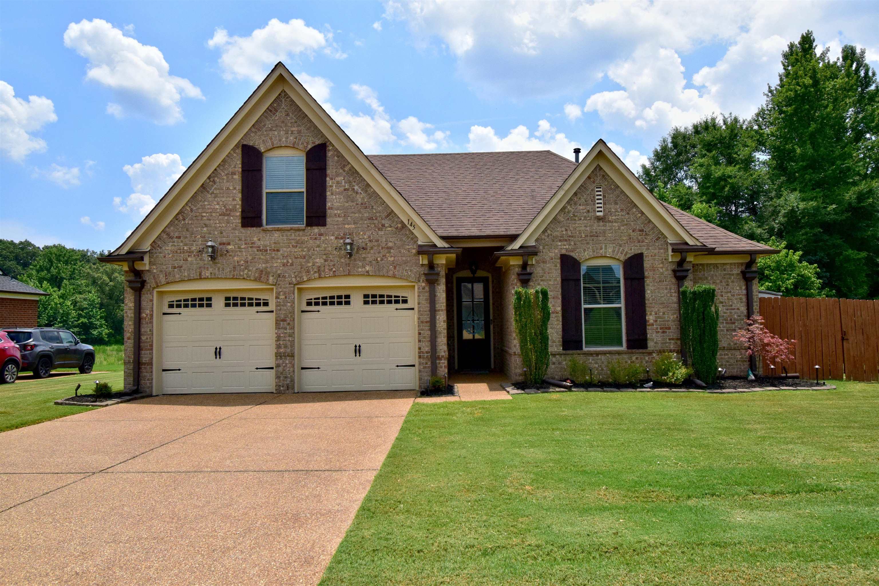 Laurel St, Oakland, TN 38060