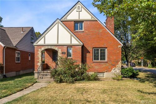 233 Dorothy Ln, Kettering, OH, 45419-1711 | Card Image