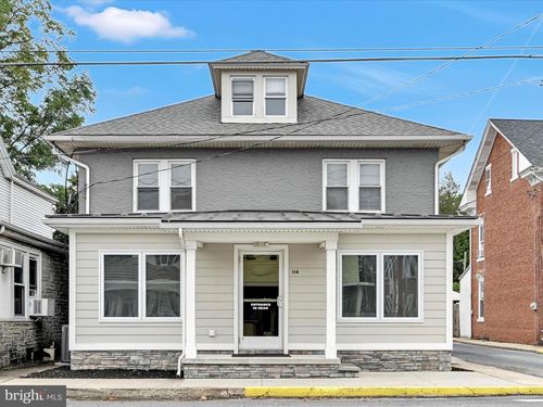 114 E Main St, FREDERICKSBURG, PA, 17026-9528 | Card Image