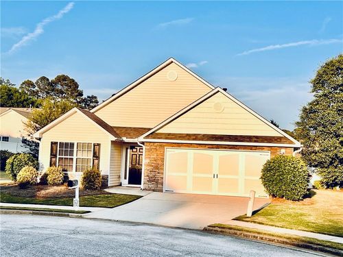 545 Triumph Way, Winder, GA, 30680-7472 | Card Image