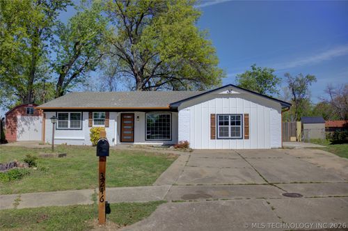 3246 S 122nd East Ave, Tulsa, OK, 74146-2230 | Card Image