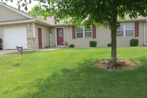 3577 Greenly Ct, Holland, MI, 49424-7925 | Card Image