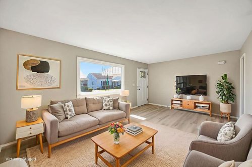 230 W Spring St, Eaton, OH, 45320-1432 | Card Image