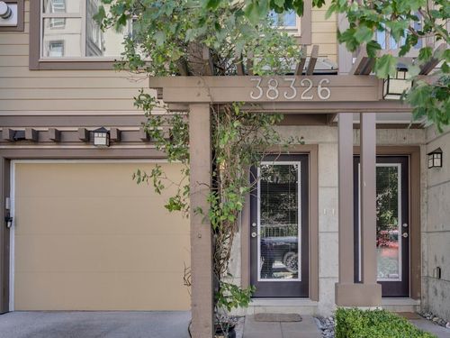 38326 Eaglewind Blvd, Squamish, BC, V8B0R8 | Card Image