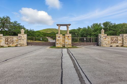 383 Private Road 1712, Mico, TX, 78056-5449 | Card Image