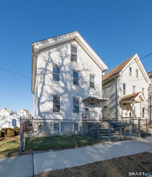 111 Pine St, New Haven, CT, 06513-3119 | Card Image