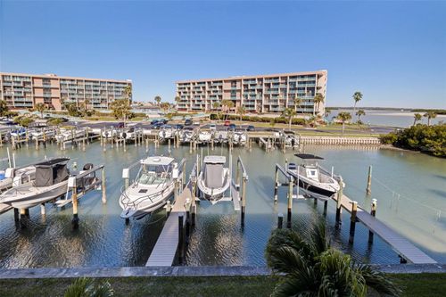 6-12592 Capri Cir N, TREASURE ISLAND, FL, 33706-4968 | Card Image