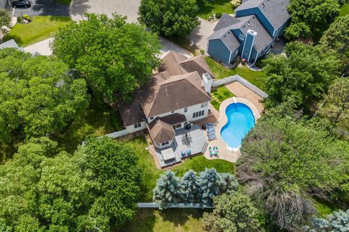 3505 Rae Ct, Woodbury, MN, 55125-9334 | Card Image