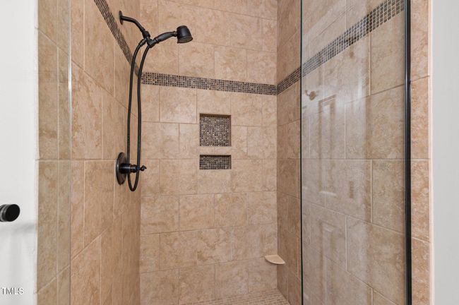 Ceramic Walkin Shower | Image 16
