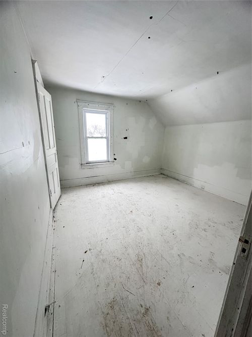 1239 Poplar Street, Flint, MI, 48503 | Card Image