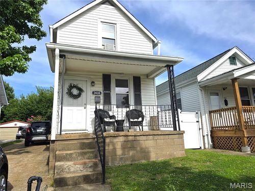 3438 Watson Rd, Saint Louis, MO, 63139-2055 | Card Image