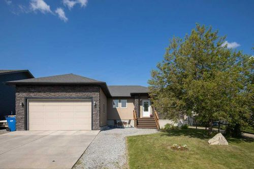 431 Carriage Lane Cross, Carstairs, AB, T0M0N0 | Card Image
