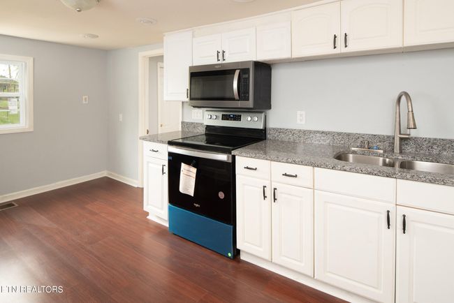 ST - 112 Peach St, House other with 4 bedrooms, 1 bathrooms and null parking in Athens TN | Image 16
