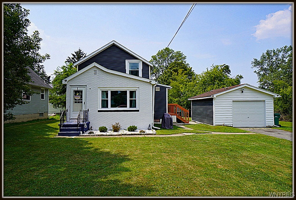 Bradford St, Hamburg, NY 14075