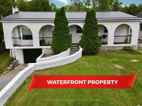 835 Cedar Glen Rd, Dunsford, ON, K0M1L0 | Card Image