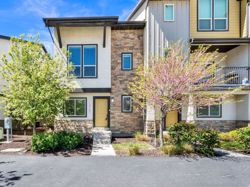 a-1-14763 Lewski Ln, Bluffdale, UT, 84065-5679 | Card Image