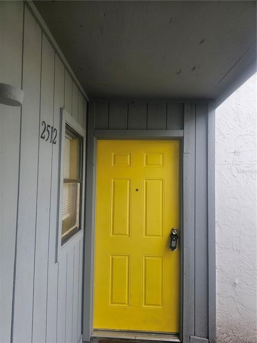 3c-2512 Lemon Tree Ln, ORLANDO, FL, 32839-1063 | Card Image