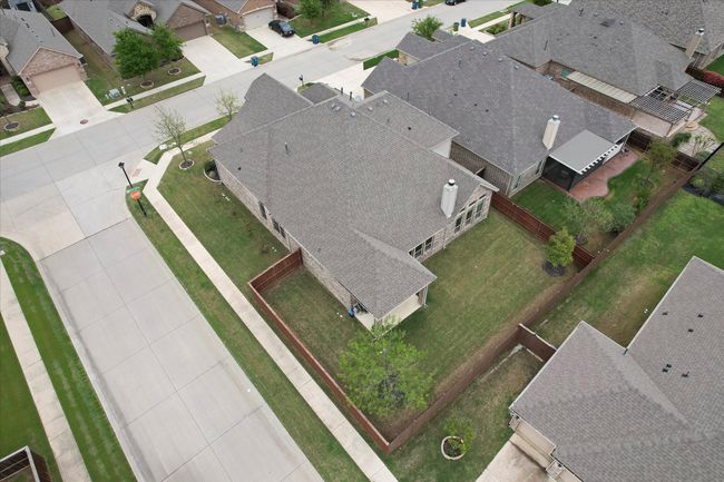 208 Equestrian Rd, House other with 4 bedrooms, 4 bathrooms and null parking in Hickory Creek TX | Image 37