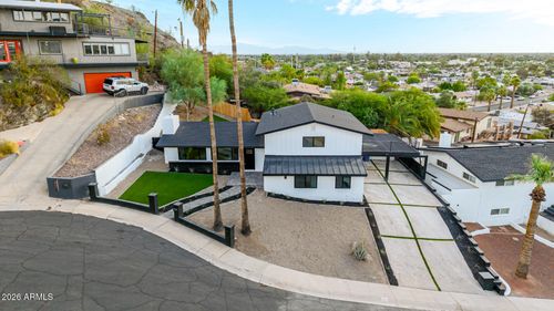 1315 E Echo Ln, Phoenix, AZ, 85020-3868 | Card Image