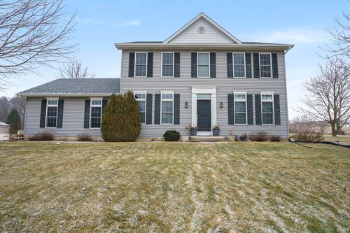 56142 Bridle Path Dr, Middlebury, IN, 46540-8688 | Card Image