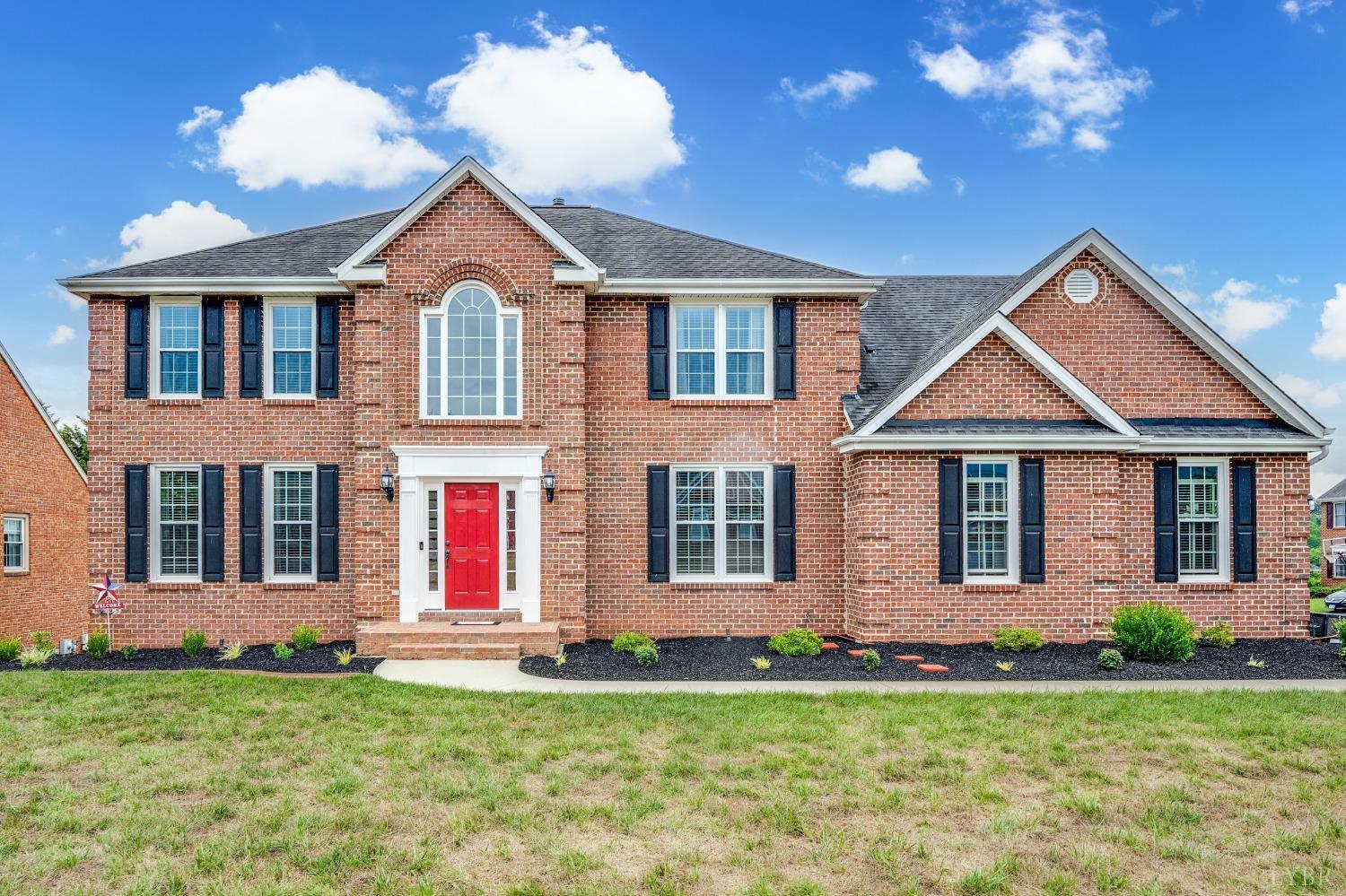 Fountain Ln, Vinton, VA 24179