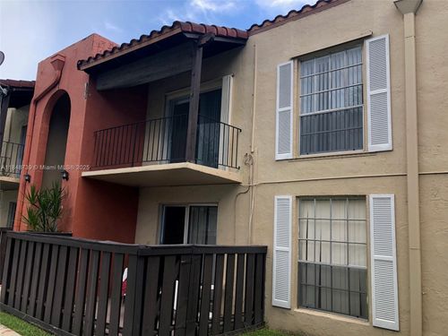 20-10748 N Kendall Dr, Miami, FL, 33176-1480 | Card Image