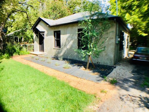 1121 Gunter St, Austin, TX, 78702-3150 | Card Image
