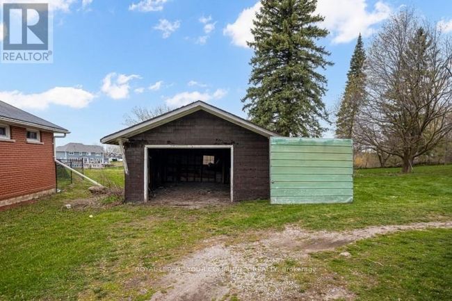 4071 Hwy 35 Highway, House other with 4 bedrooms, 2 bathrooms and 6 parking in Kawartha Lakes (Cameron) ON | Image 14