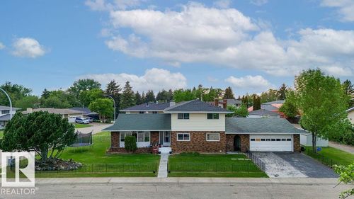 712 Lee Ridge Rd Nw, Edmonton, AB, T6K0P2 | Card Image