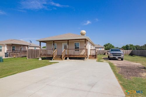 14 Esperanza Dr, Bloomington, TX, 77951 | Card Image