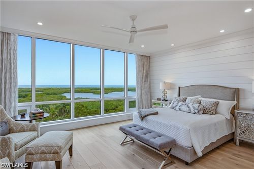905-13925 Old Coast Rd, NAPLES, FL, 34110-8710 | Card Image