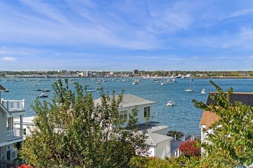 99 Naugus Ave, Marblehead, MA, 01945-1586 | Card Image