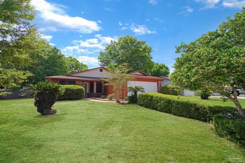 2009 Coral St, Pensacola, FL, 32506-8277 | Card Image