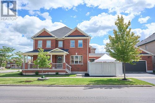 212 Pringle Ave, Milton, ON, L9T7A1 | Card Image