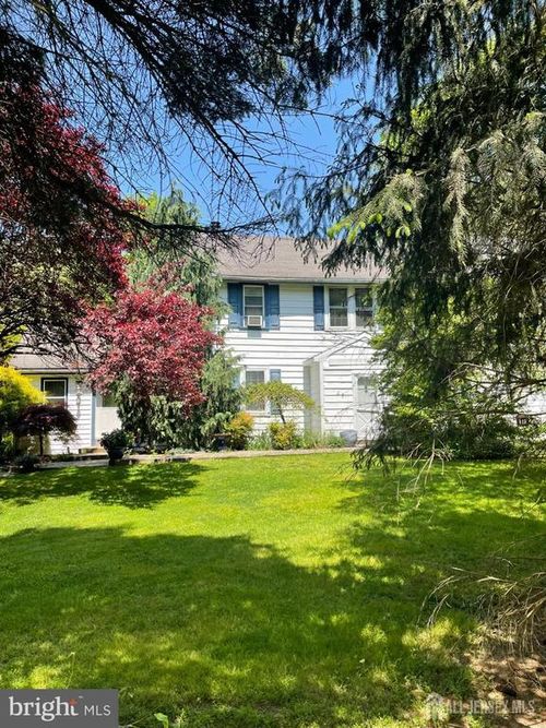 181 Disbrow Hill Rd, MONROE TOWNSHIP, NJ, 08831-5932 | Card Image