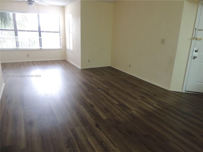 APT-4304 - 2846 S University Dr, Condo with 1 bedrooms, 1 bathrooms and null parking in Davie FL | Image 15