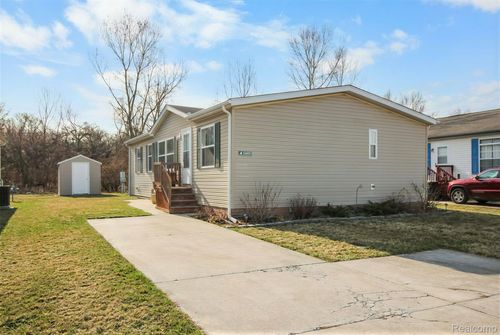 13499 Heritage St, Carleton, MI, 48117-9426 | Card Image