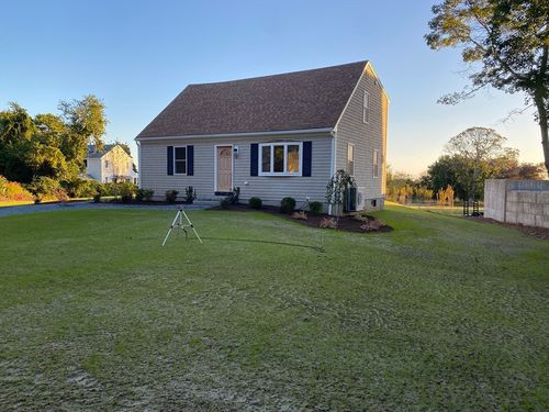 42 Siasconset Dr, Sagamore Beach, MA, 02562-2725 | Card Image