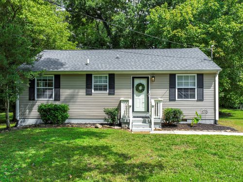 5636 Meadowcrest Ln, Nashville, TN, 37209-4631 | Card Image