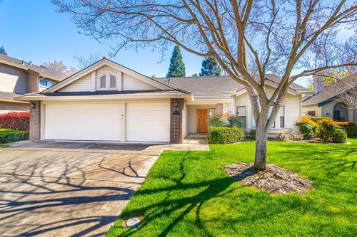 11820 S Carson Way, Gold River, CA, 95670-8110 | Card Image