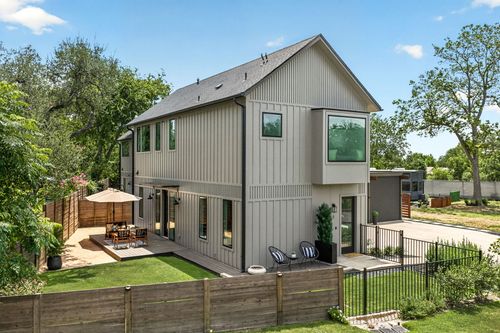 1-4601 Hank Ave, Austin, TX, 78745-1823 | Card Image