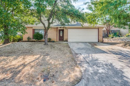 813 Annapolis Dr, Fort Worth, TX, 76108-4011 | Card Image