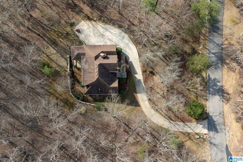 153 Kings Crest Ln, PELHAM, AL, 35124-2804 | Card Image